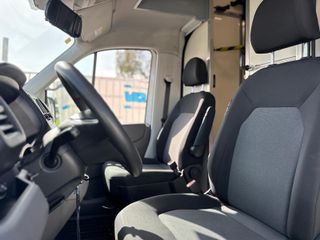 Volkswagen Crafter 07/2018 Camion Caja cerrada