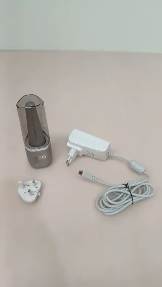 Penna smacchiatrici ad ultrasuoni AEG E2Y7757