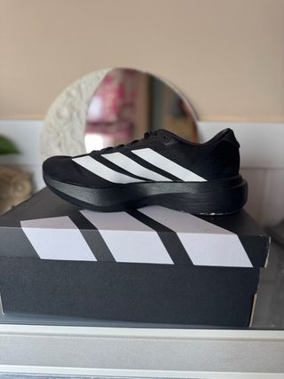 Zapatillas Adidas Adizero Evo SL negras y blancas