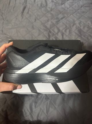 Zapatillas Adidas Adizero Evo SL negras y blancas
