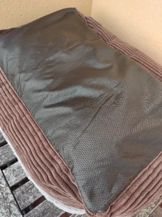 Cama para perro Hyggelig marrón y gris