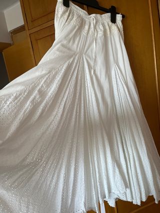 Enagua vuelo blanca