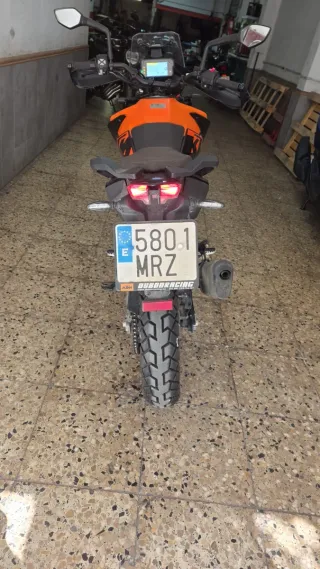 KTM 390 Adventure Naranja/Negra