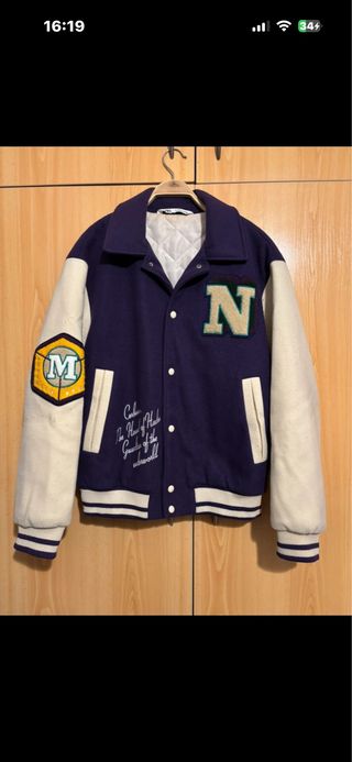 Chaqueta Zara Talla M Morado y Blanco