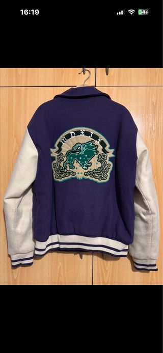 Chaqueta Zara Talla M Morado y Blanco