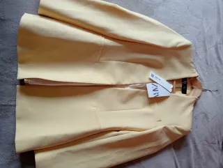 Chaqueta Zara Amarilla Talla XS