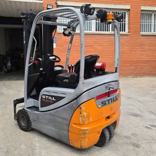 Carretilla STILL RX20-15 Triplex