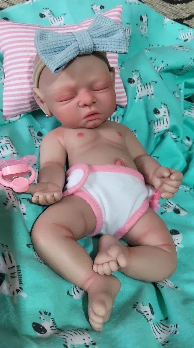 Bebita silicona platino 33cm