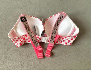 Conjunto Victoria's Secret Corazones