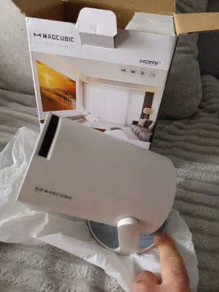 Proyector MAGCUBIC Multimedia WiFi Nuevo