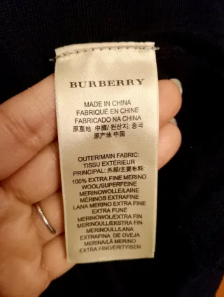 Burberry London Lana Merino V-Neck S