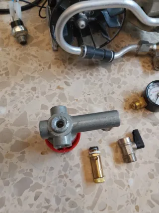 Motor compresor aire Stanley y accesorios.