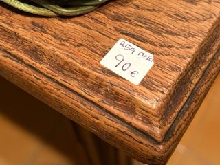 URGE MUDANZA Conjunto mesa y sillas de madera