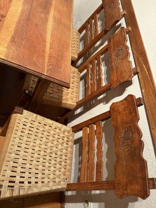 URGE MUDANZA Conjunto mesa y 6 sillas