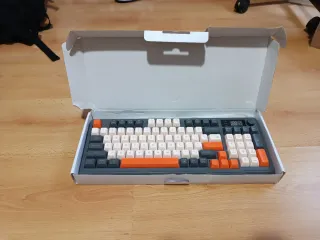 Teclado FreeWolf RGB Membrana