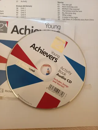 Libro de ingles repaso Achievers book