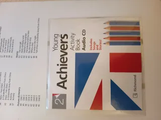Libro de ingles repaso Achievers book
