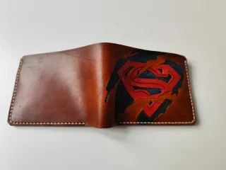 Billetera de Cuero Repujado Superman