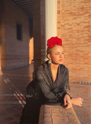 Manton Mantoncillo Feria Sevilla Negro Rojo