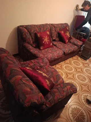 Sofá de 3 plazas con cojines