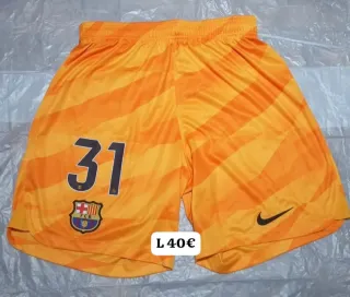 Guantes Nike, chaqueta,pantalonetas fc barcelona