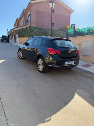 Opel Astra 2015