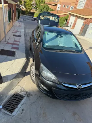 Opel Astra 2015