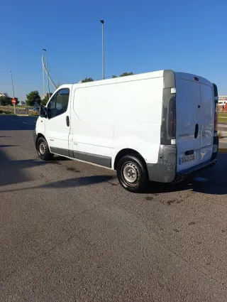 Nissan Primastar 2004