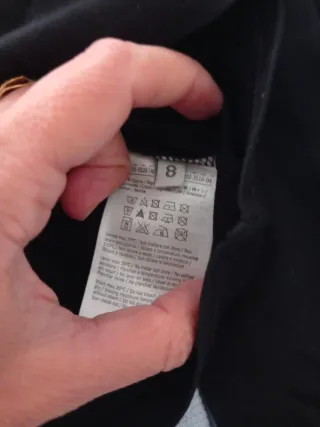 T-shirt nera Limited Edition bambina 8 anni