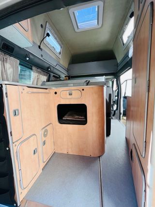 Ford Transit Nugget 2005