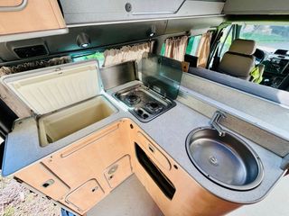 Ford Transit Nugget 2005