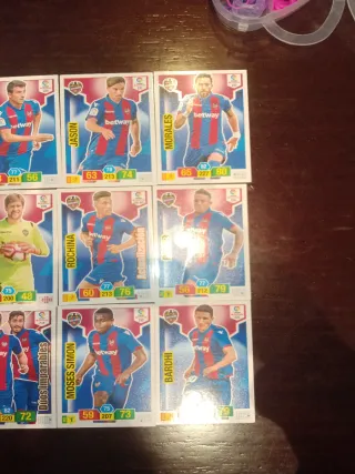Lote 21 cartas fútbol Levante UD Adrenalyn