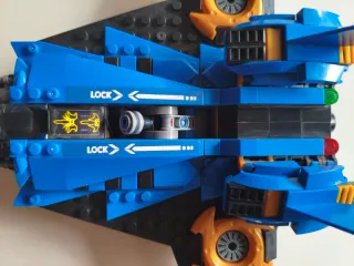 Nave Lego Ninjago Azul y Dorada