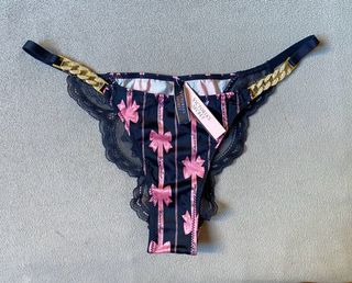 Conjunto lencería Victoria’s Secret lazos