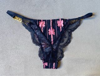 Conjunto lencería Victoria’s Secret lazos