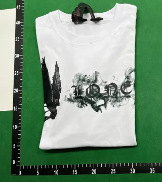 Maglietta VLONE bianca con stampa grafica