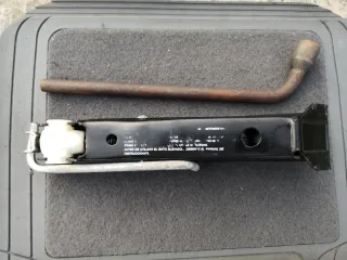 Gato Opel Tigra A + Llave