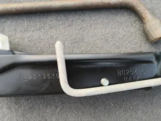 Gato Opel Tigra A + Llave