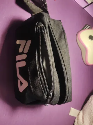 Riñonera Fila Negra