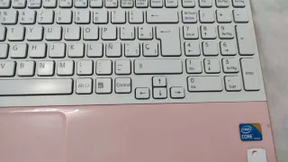 Portátil Sony Vaio Rosa