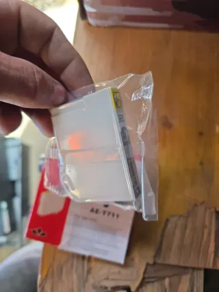 Cartuccia d'inchiostro nero Epson AE-T711