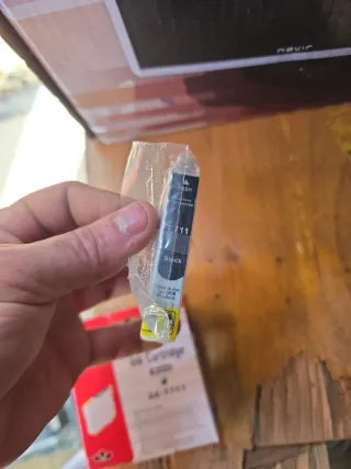 Cartuccia d'inchiostro nero Epson AE-T711