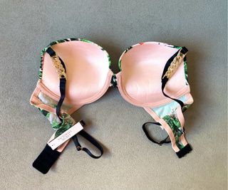 Conjunto Lencería Victoria's Secret Tropical