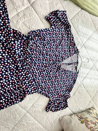 Mono largo estampado lunares con lazada