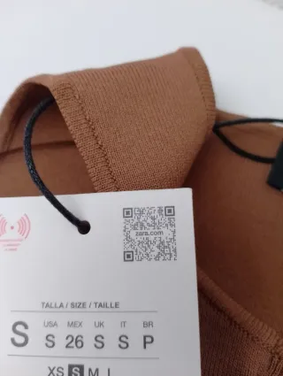 Top Zara Tricot Camel detalles Metal Talla S