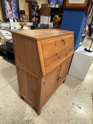 Escritorio de pino macizo
