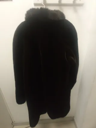 Abrigo de pelo marrón Creations Paris