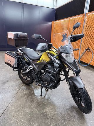 Macbor RX1 Montana 125 Amarilla