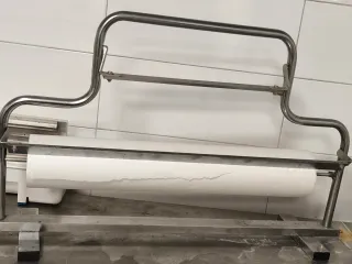 Portarrollos de metal para papel