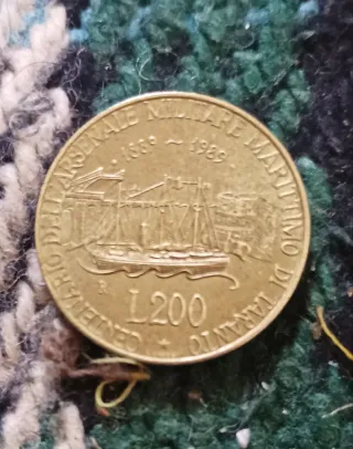Moneda 200 Liras Arsenal Militar Marítimo 1989